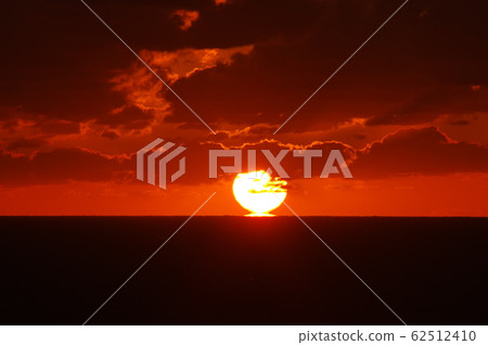  日本海達磨日落 62512410