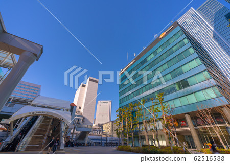 日本東京的城市景觀田町站前的摩天大樓的視圖 日本東京的城市景觀田町站前的摩天大樓的視圖 62516588