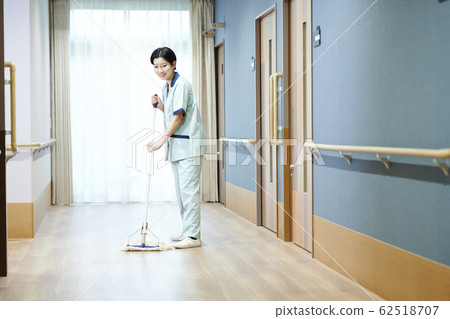 Cleaning staff Clean staff Women 62518707