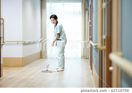 Cleaning staff Clean staff Women 62518708