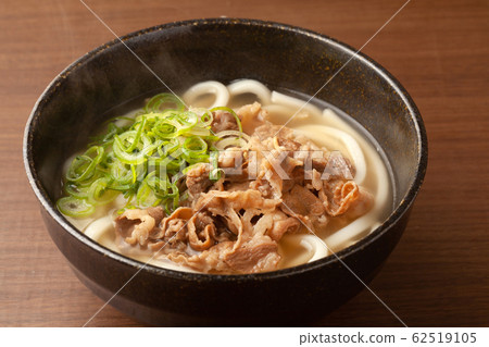 與烏冬面的肉烏冬面 62519105