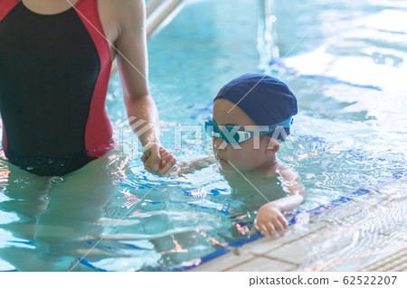swimming, kindergartener, baby boy 62522207
