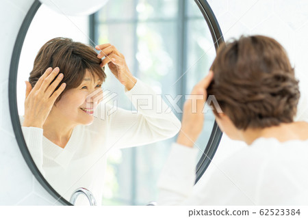 Senior, woman, lady Senior, woman, lady 62523384
