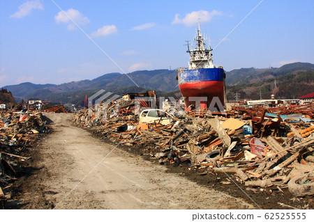 Traces of the Great East Japan Earthquake (Kesenuma City) 62525555