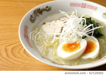 雞肉白湯拉麵 62526892