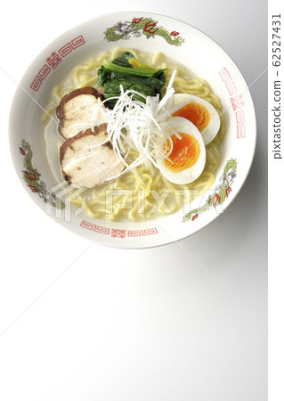Chicken white ramen Chicken white ramen 62527431