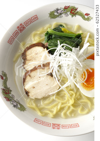 Chicken white ramen Chicken white ramen 62527433