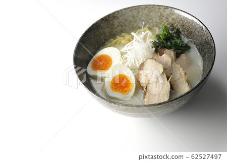 Chicken white ramen 62527497