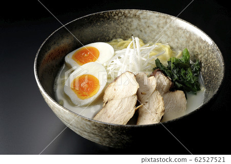 Chicken white ramen Chicken white ramen 62527521