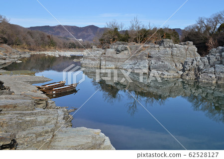 長ator冬岩見，荒川和船 62528127