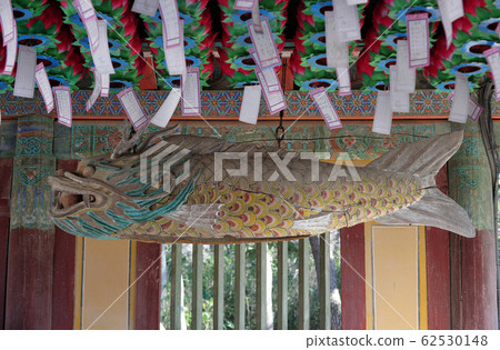 Korean Gyeongju Bulguksa lantern 62530148