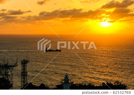 Sunset at Cape Echizen 62532769