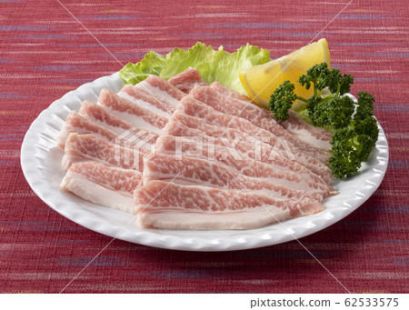 Iberico pork for roasting shoulder roast 62533575