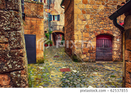 Sorano city street Sorano city street 62537855