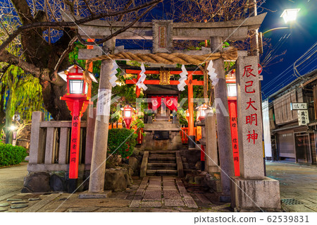 Tatsumi Daimyojin在晚上京都G園 Tatsumi Daimyojin在晚上京都G園 62539831