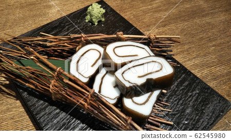 Kelp rolled kamaboko 62545980