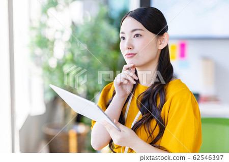 Women Office Women Office 62546397