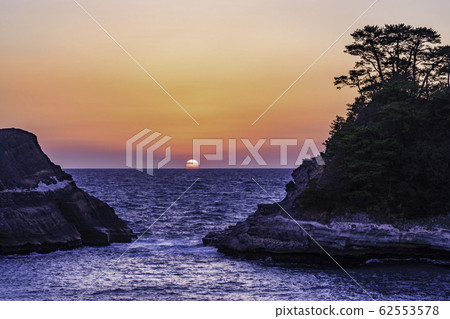 （靜岡縣）西伊豆山都島日落日落 62553578