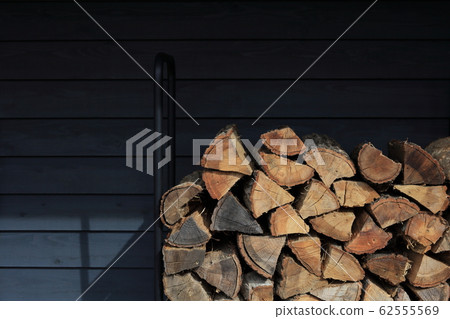 Firewood stock 62555569