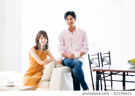 Couple / Family / Couple / Living / Lifestyle 62556921