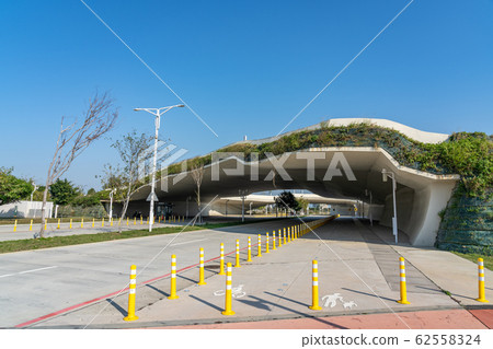 台中市蘇州柳貿易園台中中央公園，台灣第二大公園台中 62558324