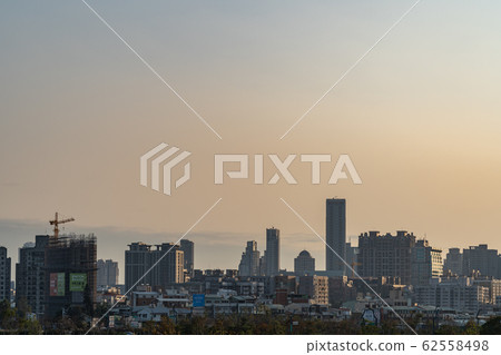 City skyline sunset colorful sky background 62558498