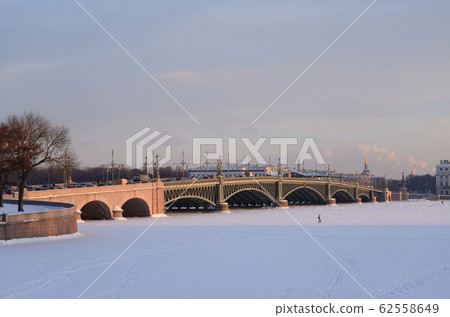 Trinity Bridge in Saint Petersburg. Trinity Bridge in Saint Petersburg. 62558649
