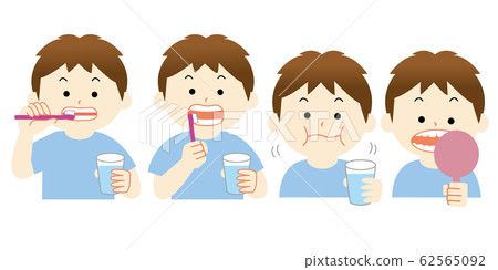 Boy brushing tooth 62565092