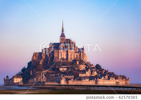 Mont Saint-Michel  62570365
