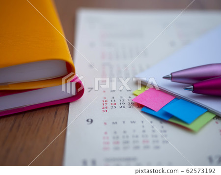 商業形象·日曆·文件·筆記本·女性 商業形象·日曆·文件·筆記本·女性 62573192
