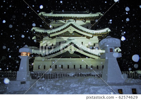 Hirosaki Castle Snow Lantern Festival 62574629