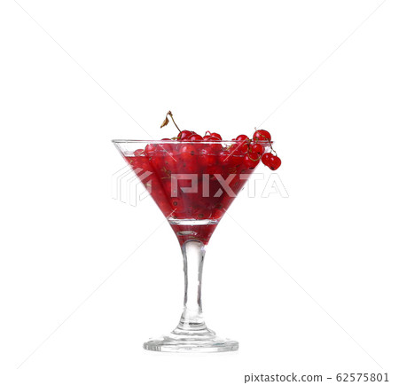 Water with red currants isolated on white 62575801