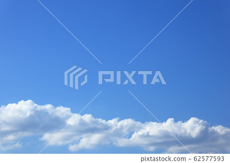 藍天和白色雲彩背景材料 藍天和白色雲彩背景材料 62577593