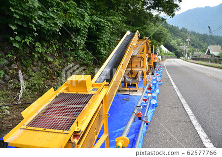 Mortar and concrete spraying machine Mortar and concrete spraying machine 62577766