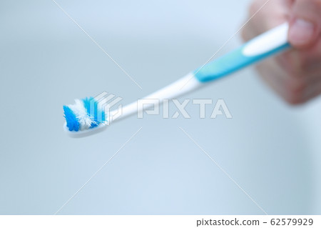Toothbrush (Dental care Oral care Caries prevention Copy space up Macro Lifestyle) 62579929