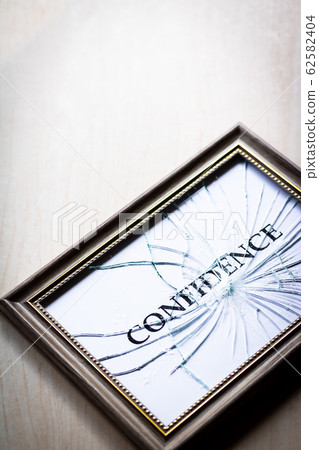 CONFIDENCE Confidence Confidence Confidence 62582404