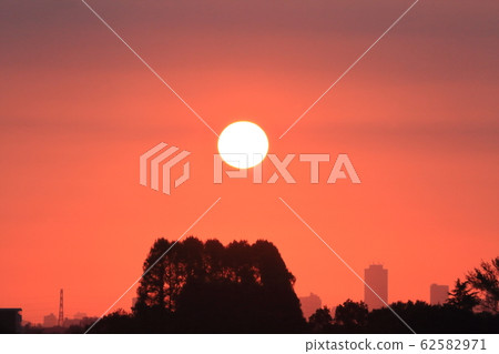 日出 日出 62582971