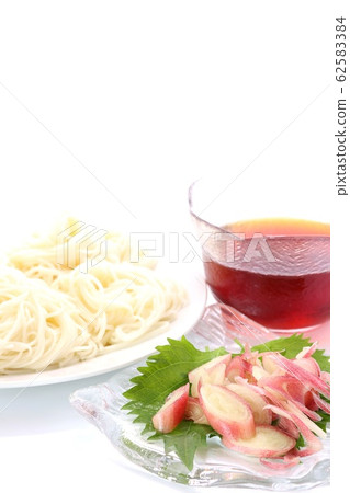Somenpo condiment soup 62583384