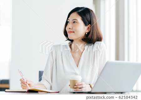 Business scene @ Casual Business scene @ Casual 62584342