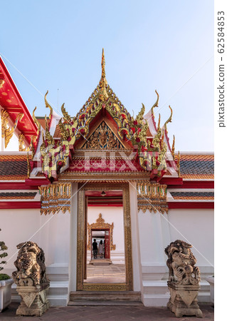 Wat Pho Buddhist temple. 62584853
