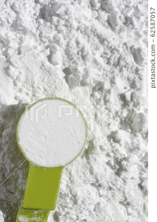 馬鈴薯澱粉{1湯匙}圖像 馬鈴薯澱粉{1湯匙}圖像 62587057