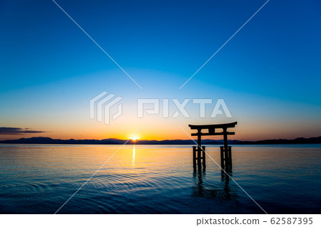 Lake Nakatorii at Shirahige Shrine, Shiga Prefecture Sunrise 62587395