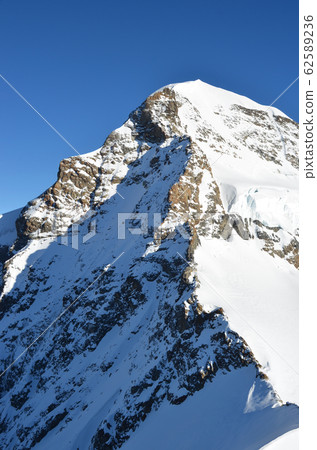 Monch summit, from Jungfraujoch 62589236