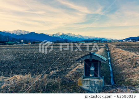 北阿爾卑斯山:Arbentroth:北佐住郡池田町地藏三摩 北阿爾卑斯山:Arbentroth:北佐住郡池田町地藏三摩 62590039