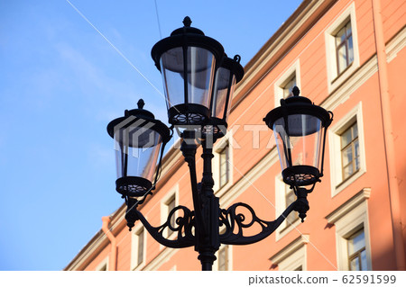Street lamp in the old style. 62591599
