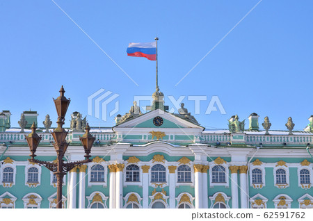 View of Winter Palace of Hermitage Museum. 62591762