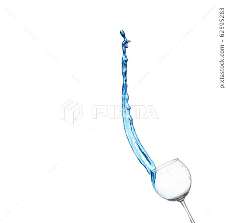 Blue alcoholic cocktail on white isolate splash 62595283