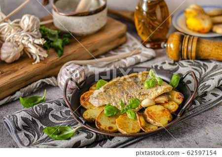 Zander fish grilled Zander fish grilled 62597154