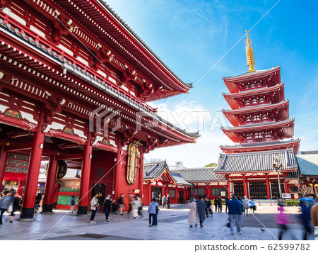 東京淺草寺寶藏門和五層寶塔 62599782