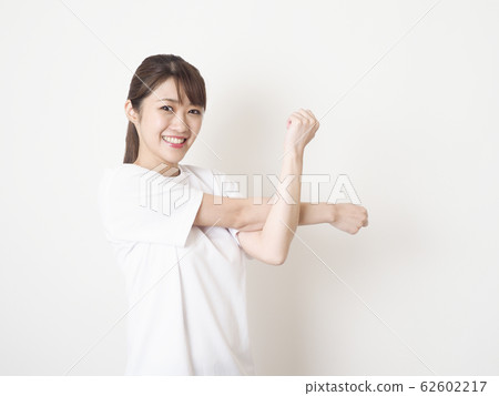 Women stretching Women stretching 62602217